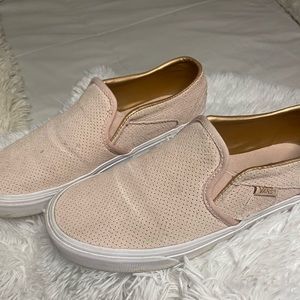 Women 8.5 VAN’s Slip Ons